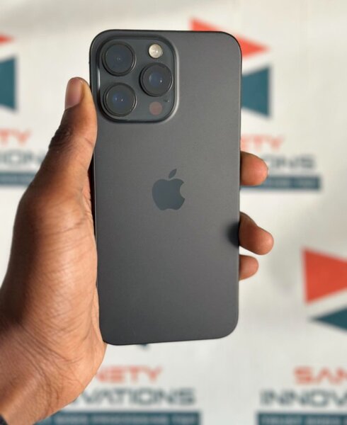 15 pro max 256gig ESIM unlock