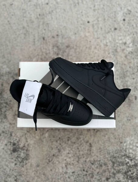 Baskets Air noir et blanc unisexes