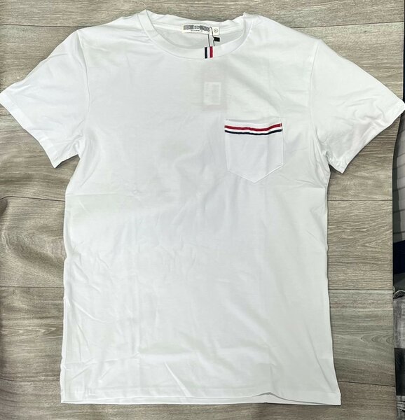 T-shirt blanc avec poche