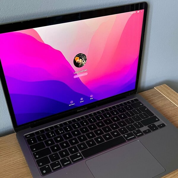 MacBook Air 2020 8gb/ 256gb
