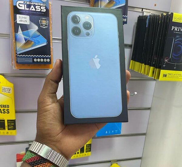 BRAND NEW IPHONE 🍏 pro 