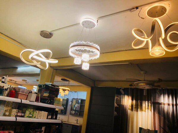 Suspension lumineuse moderne