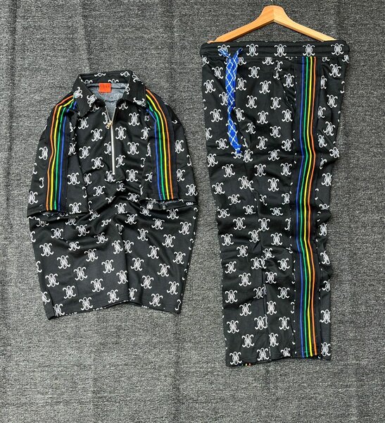 Ensemble de survêtement stylé