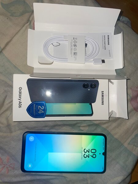 Samsung Galaxy A06 Smartphone