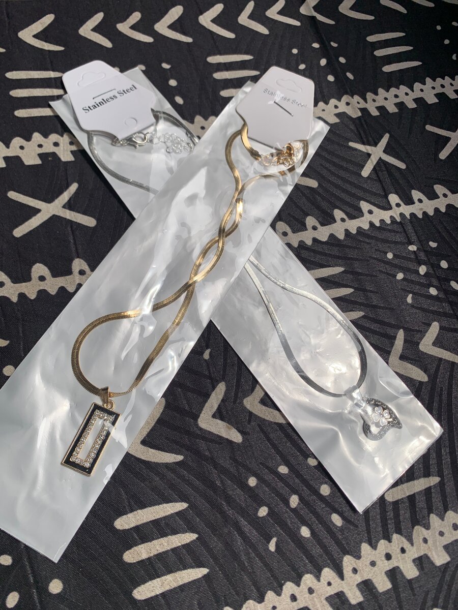 Colliers élégants en acier inoxydable