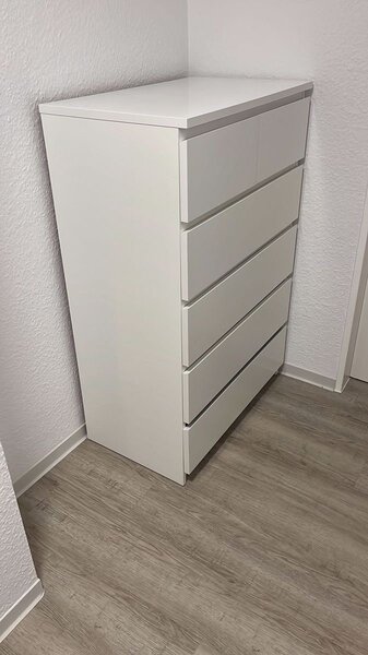 Commode blanche moderne