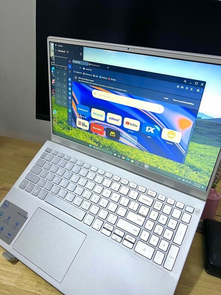 Dell Inspiron  Intel core i7