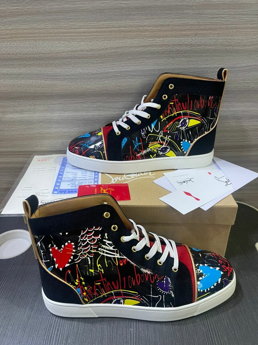 Louboutin prix promo