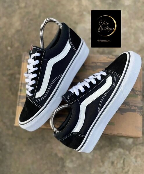 Chaussure VANS avec carton