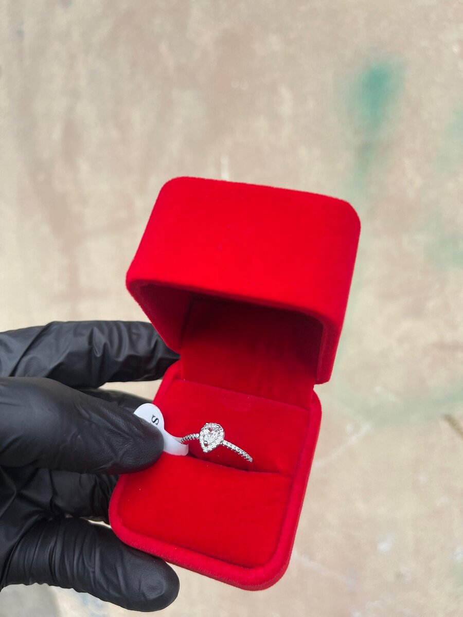 Bague de fiançailles élégante