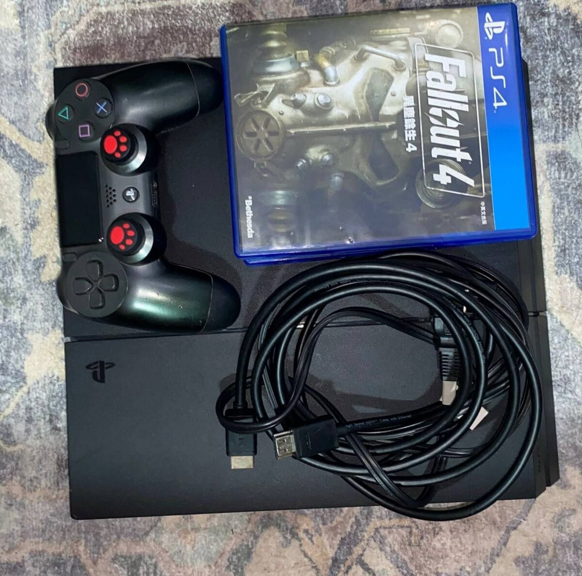 PS4 standard 1 controller 2games