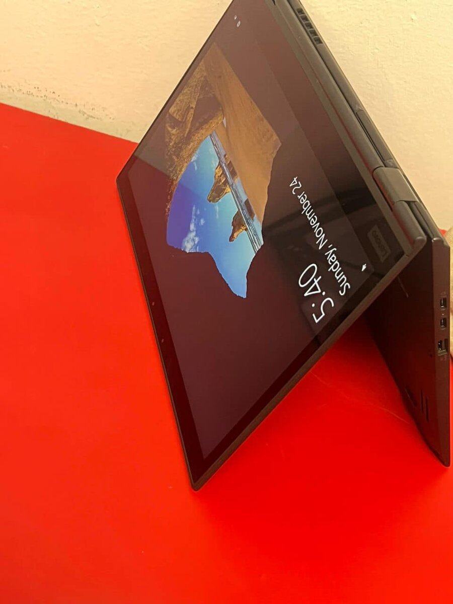 Lenovo thinkpad X1 yoga 