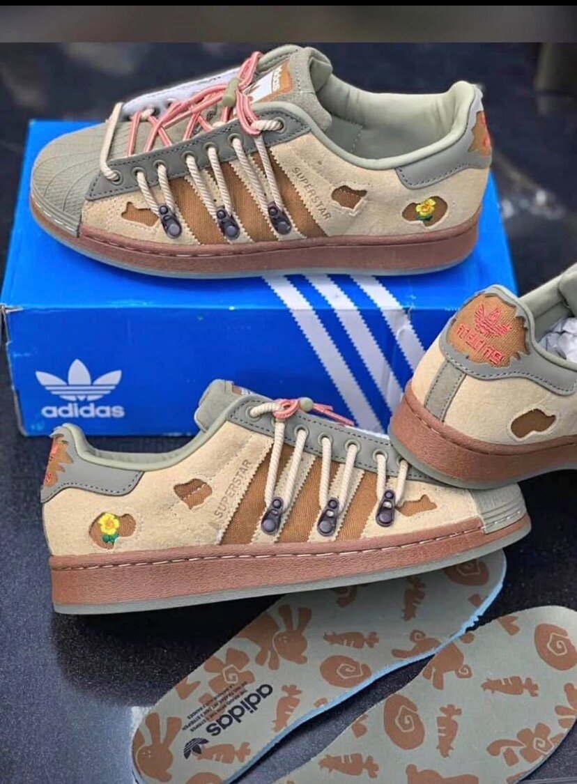 Baskets Superstars Adidas originales