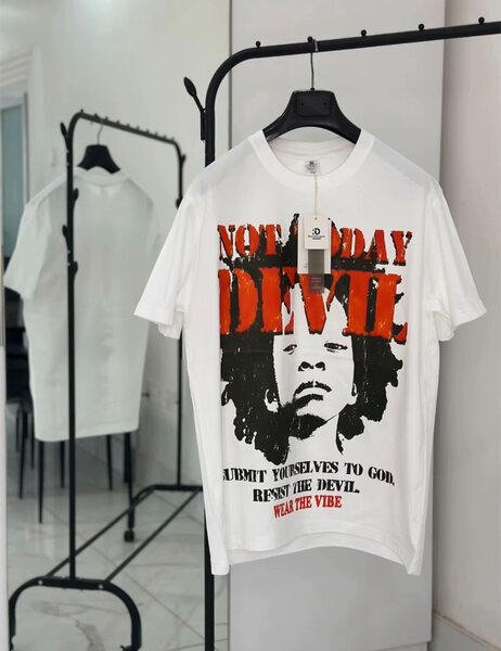 T-shirt imprimé graphique