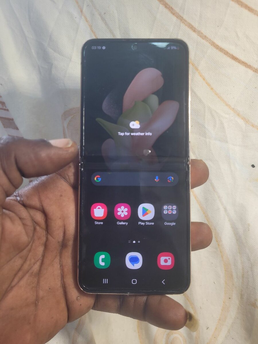 SAMSUNG FLIP 4 256/8G RAM