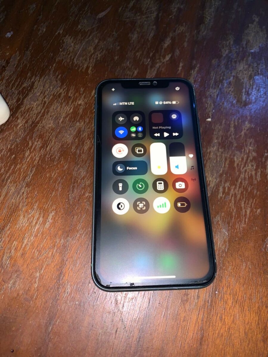 iPhone 11
