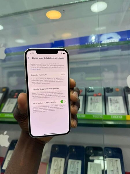 iPhone 12 casie neuf