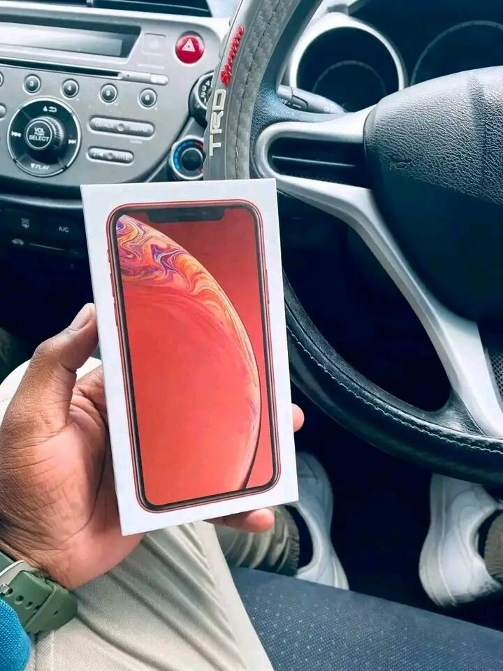 iPhone XR Rouge Neuf
