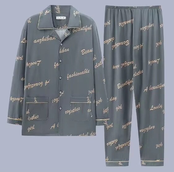 Pyjama en satin imprimé