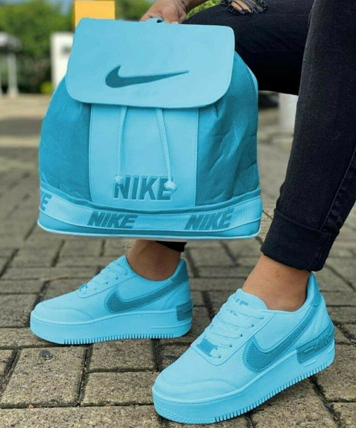 Ensemble Sneaker et Sac Nike