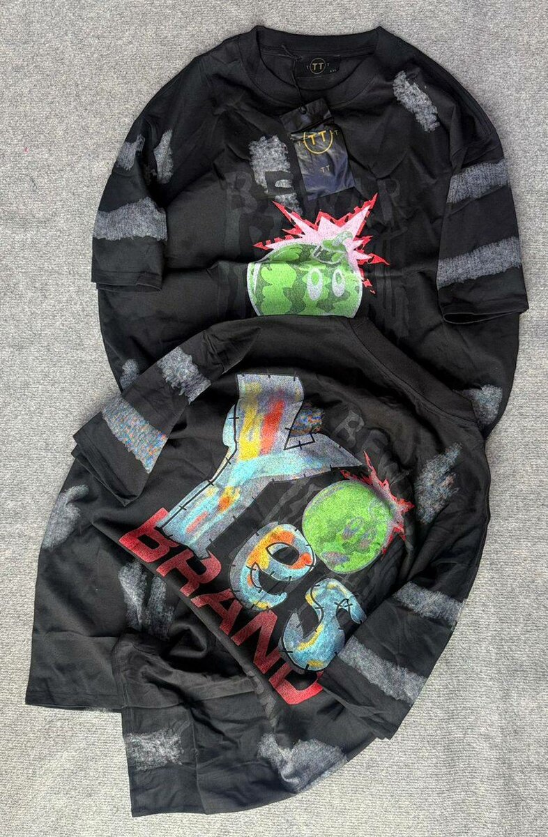 T-shirts graphiques unisexes