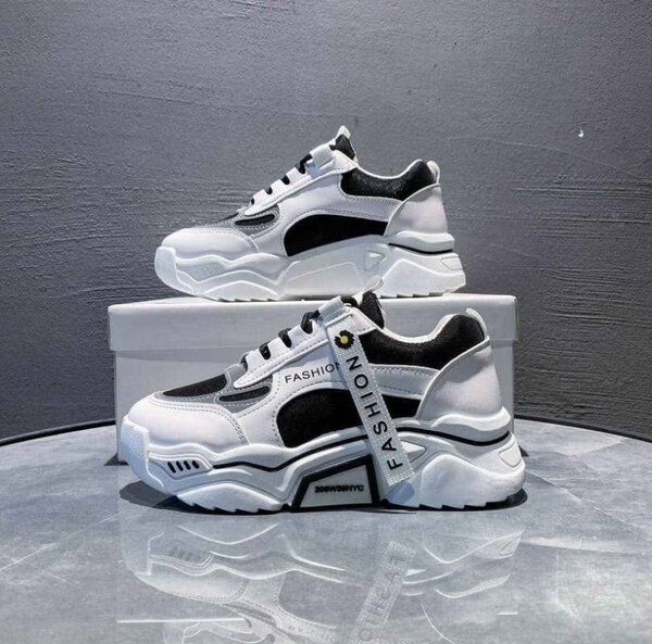 Baskets Chunky Blanches Modernes