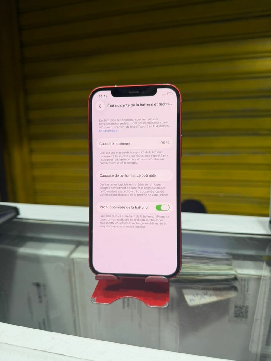 iPhone 12 Rouge 64 Go 2nd main