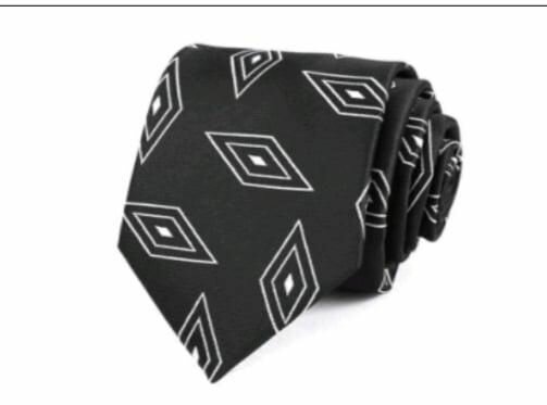 Cravate élégante motif géométrique