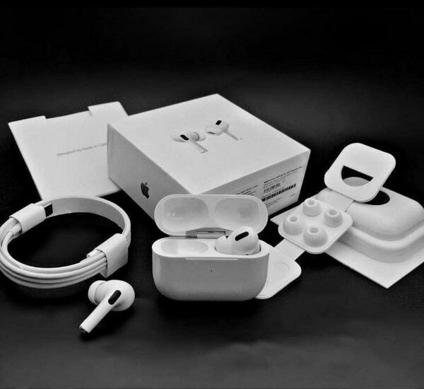 Wireless Noise-Cancelling Earbuds