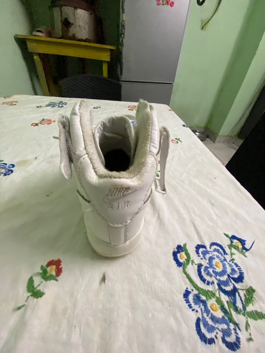 Chaussures blanches hautes Nike