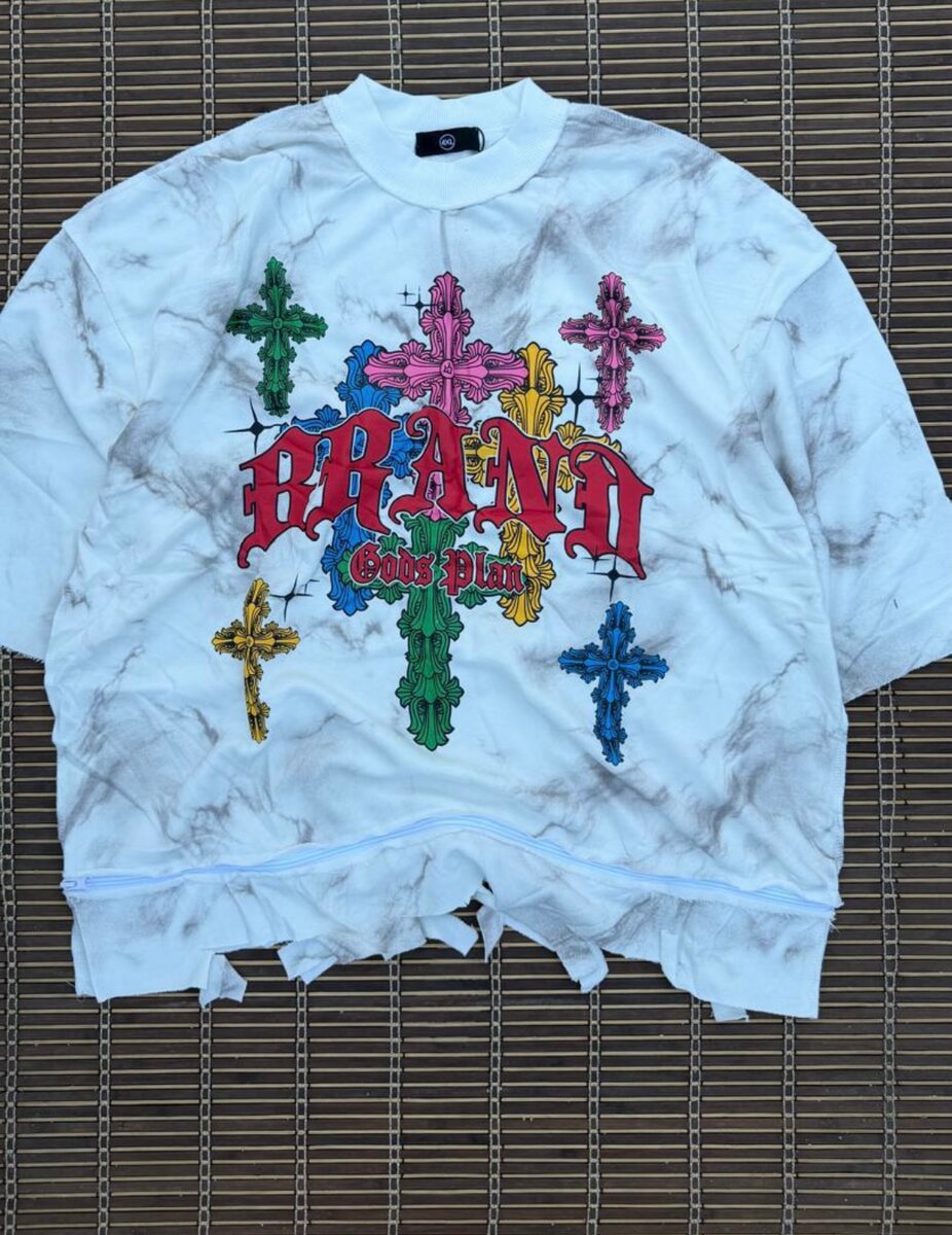 T-shirt marbré avec croix