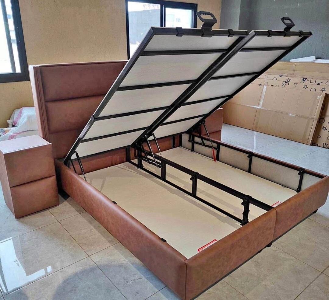 Lit moderne avec rangement intégré