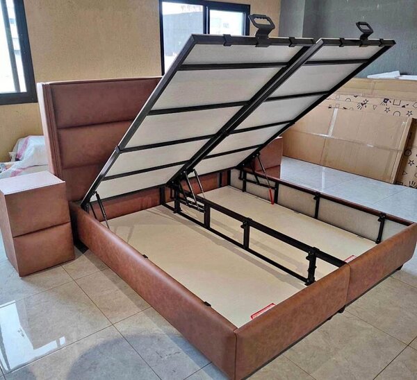 Lit moderne avec rangement intégré