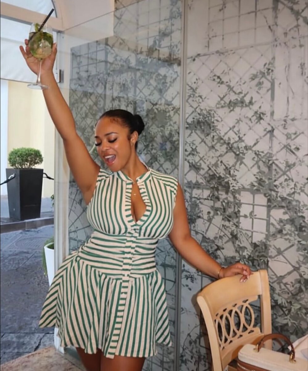 Robe Rayée Évasée Élégante