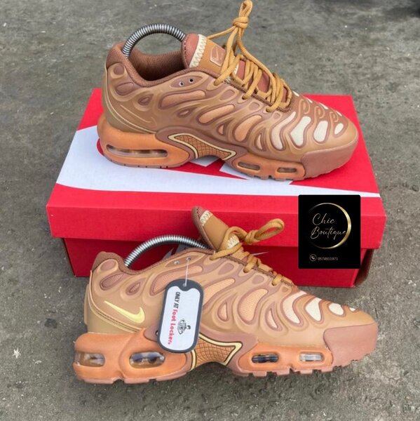 Basket Nike TN plus