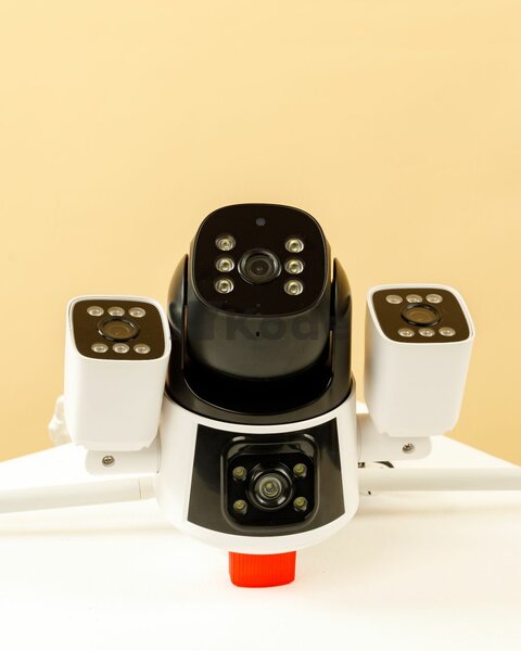 Three lens PTZ Cctv Camera