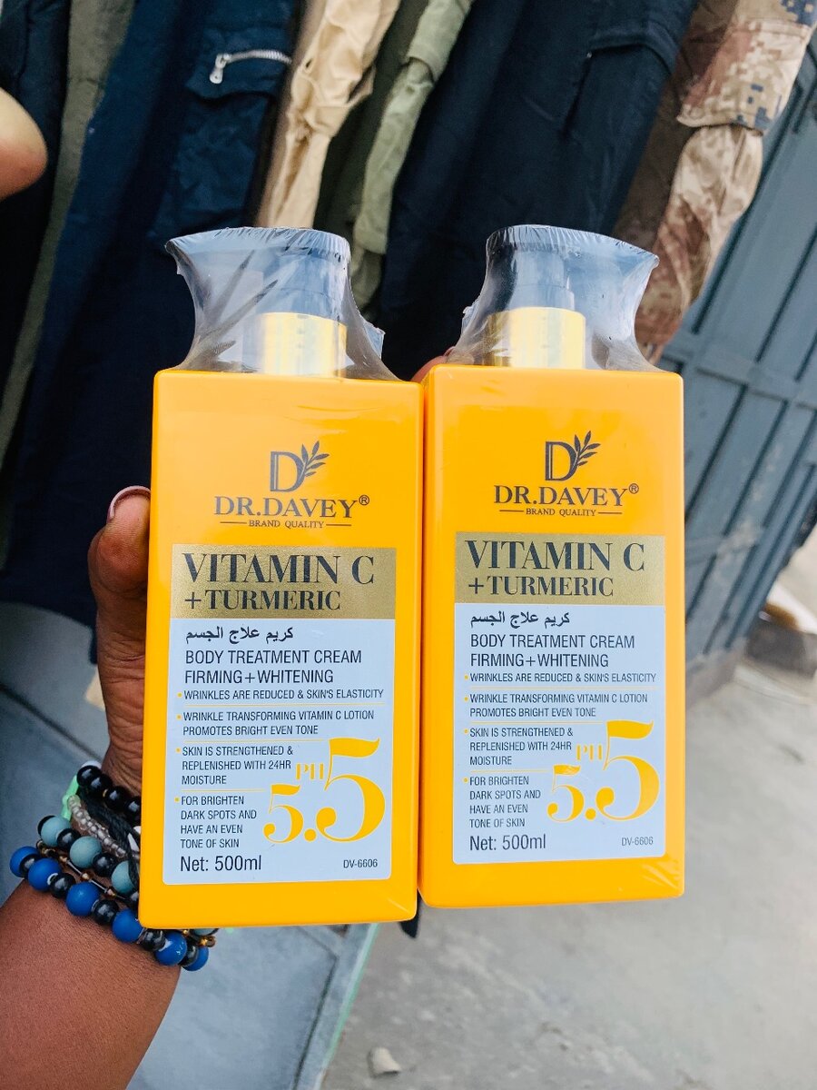 Vitamin c +tumeric