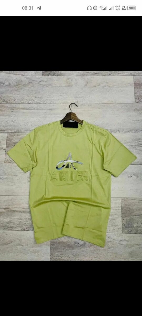 T-shirt à motifs créatifs