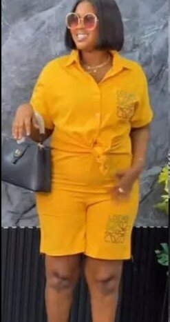 Set of beautiful women's clothing (short sleeve shirt and shorts)