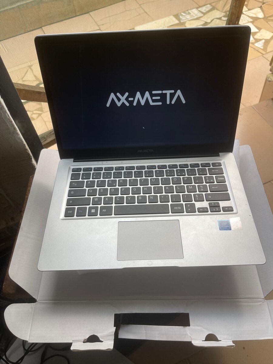 PC  AX-META 1| 256 SSd /4 G