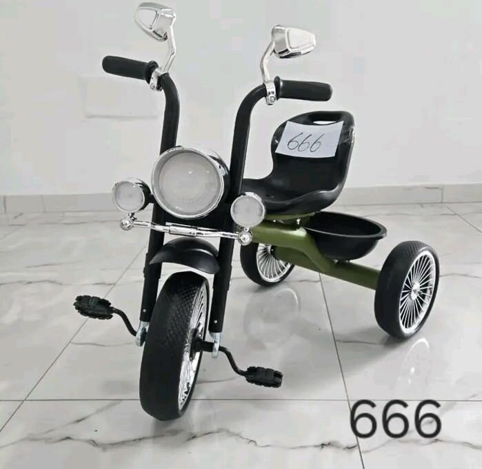 Tricycle pour enfants