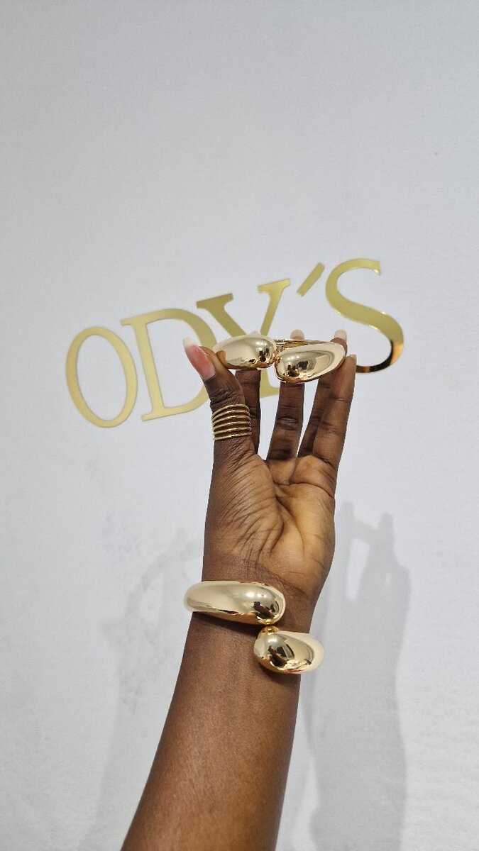 Bracelets élégants en perles dorées