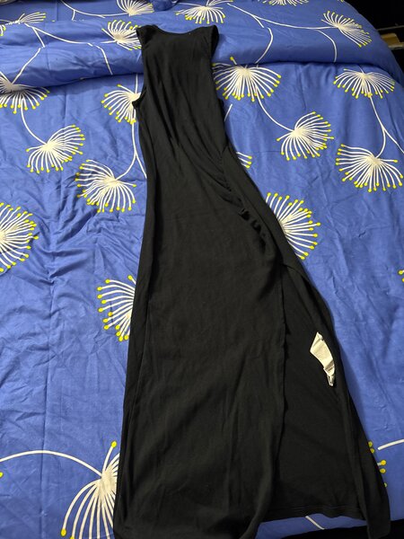 Robe longue noire élégante