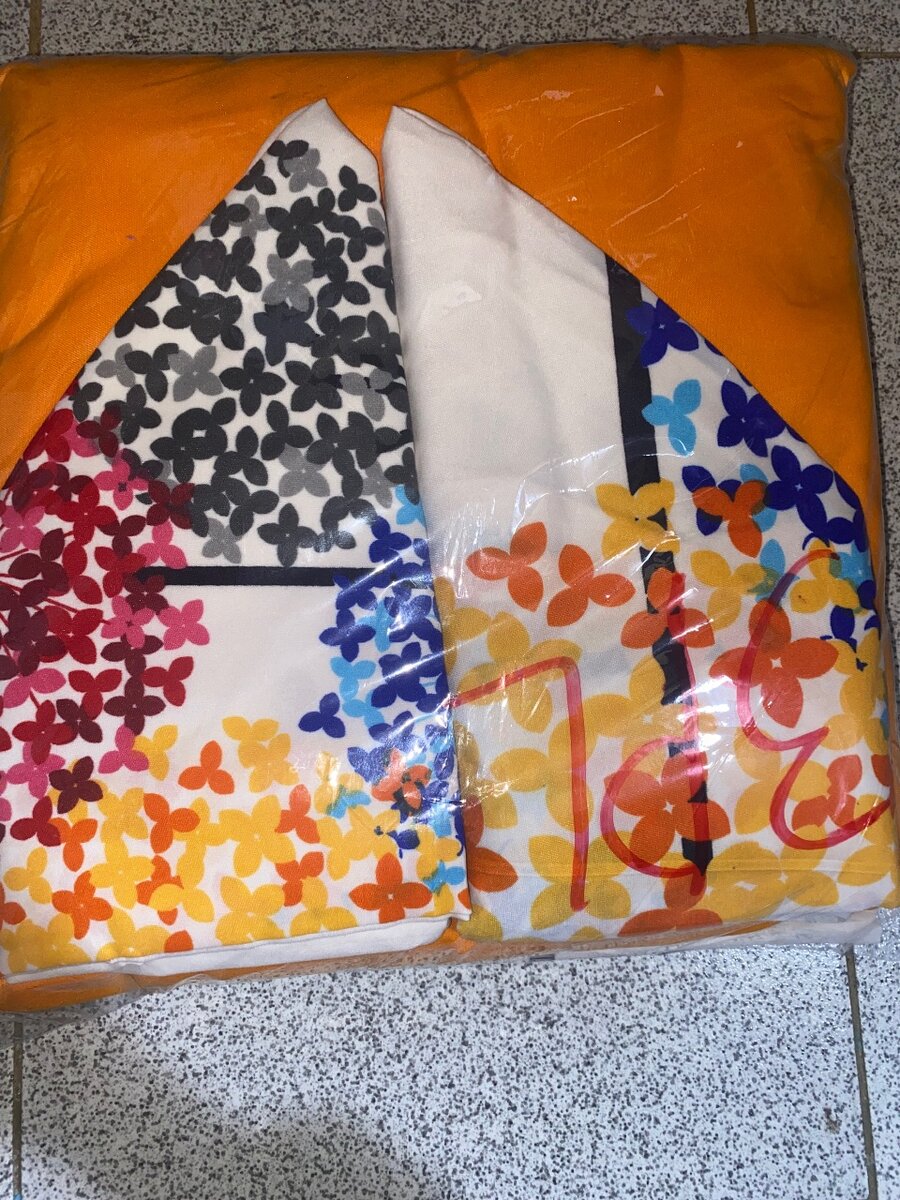 Draps + couverture et oreiller