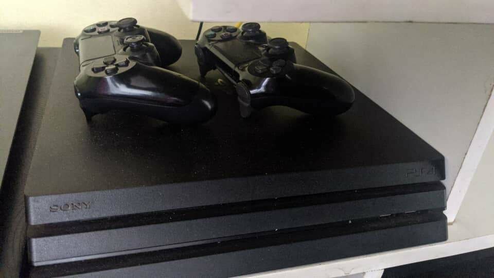 Playstation 4 standard