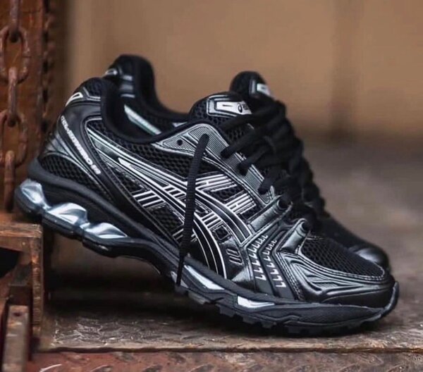 Chaussures Asics pour homme