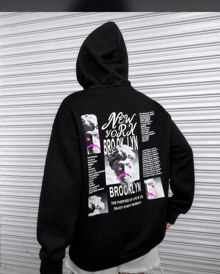 Chic pull disponible pour femme et homme