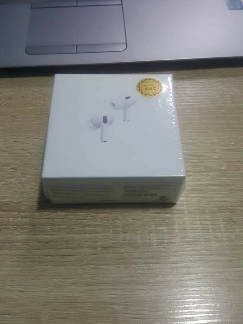 ORIGINAL APPLE Airpods PRO3  Crystal clear