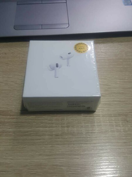 ORIGINAL APPLE Airpods PRO3  Crystal clear