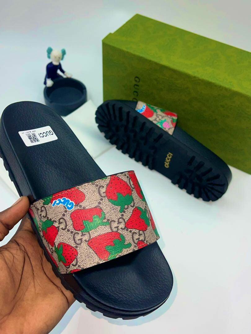 High quality branded fashion slides